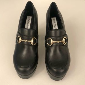 like-NEW women size 6 STEVE MADDEN ~3.75" platform loafers, black